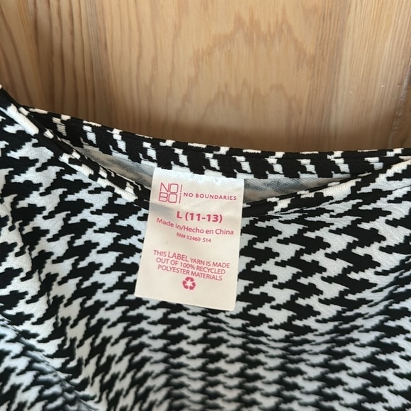 NOBO Patterned Romper - Picture 3 of 3